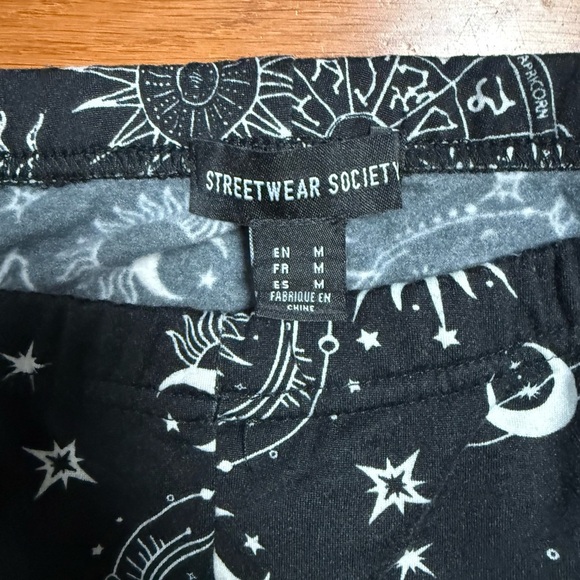 Streetwear Society Zodiac Leggings - Picture 2 of 2